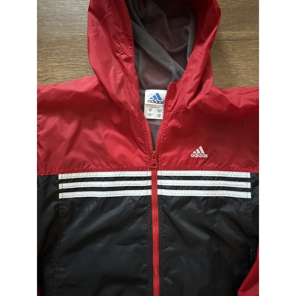 Adidas Boys XL Windbreaker Jacket Two-Tone Red/Black W/ Stripe‎ Track Warm Up
